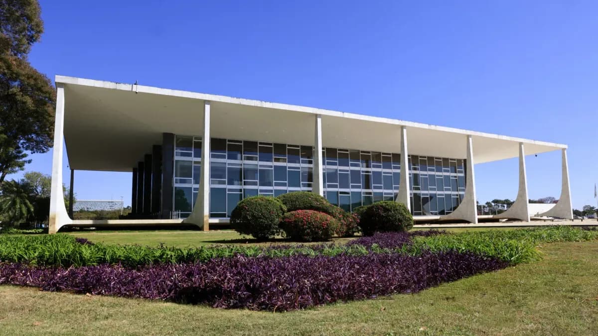 STF julga fornecimento judicial de cannabis sem registro