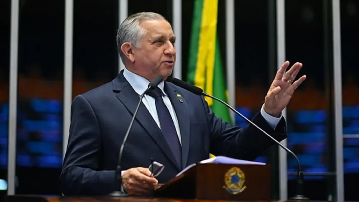 Izalci critica relatório da PF sobre fraude no INSS