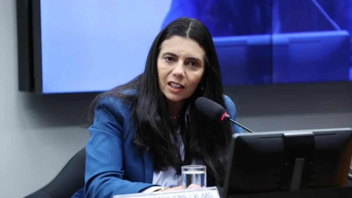Câmara aprova projeto que cria sistema nacional de combate ao feminicídio
